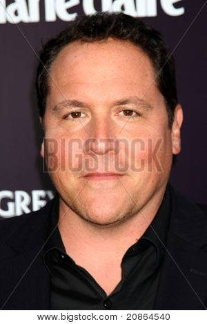LOS ANGELES - Haziran 11: jon Favreau 10 Kelebek kelebek top özel evde J üzerinde geldi