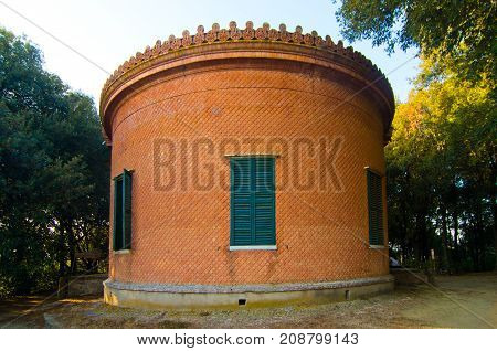 Circular Historic Clay Building, Minerva Temple