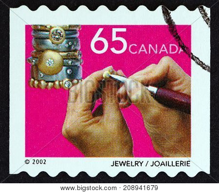 CANADA - CIRCA 2002: A stamp printed in Canada from the "Traditional Arts and Crafts" issue shows Jewelry, circa 2002.