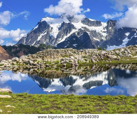 Mount Shuksan Pool Reflection Summer Artist Point Mount Baker Highway Pacific Northwest Washington State Snow Mountain Grass Trees