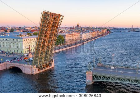 View Of The Trinity Bridge In St. Petersburg Over The Frozen Neva River In During The Afternoon.