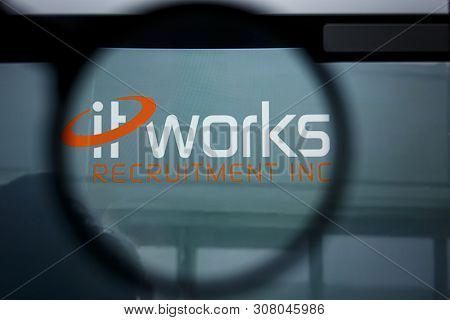 Los Angeles, California, Usa - 12 June 2019: Illustrative Editorial Of It Works Recruintment Inc Web