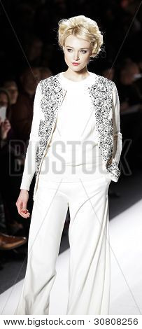 Zang Toi