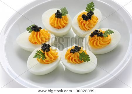 huevos rellenos