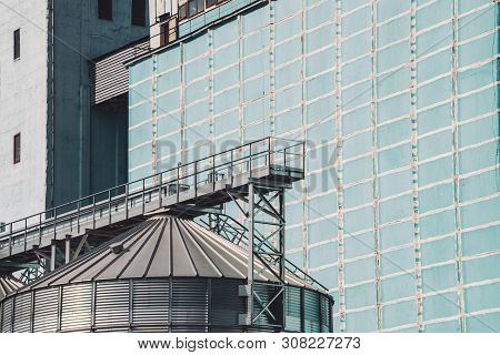Agricultural Silos. Storage And Drying Of Grains, Wheat, Corn, Soy, Sunflower. Industrial Building E