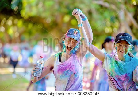 Mackay, Queensland, Australia - June 2019: Unidentified Young Girls Enjoying Themselves In Color Fre