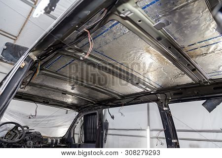 Tuning The Car In A Van Bus Body With Three Layers Of Noise Insulation On The Metal Roof. Sound And 