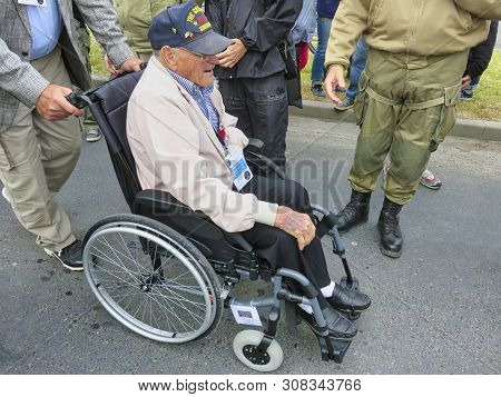 Sainte Mere, Normandy, France - June 06, 2019. D Day 75 Birthday Of French Liberation By Allied Coun