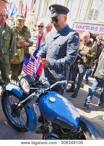 Sainte Mere, Normandy, France - June 06, 2019. D Day 75 Birthday Of French Liberation By Allied Coun