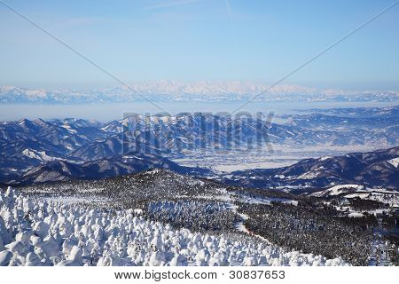 weiche Reim und Mt. Iide in japan