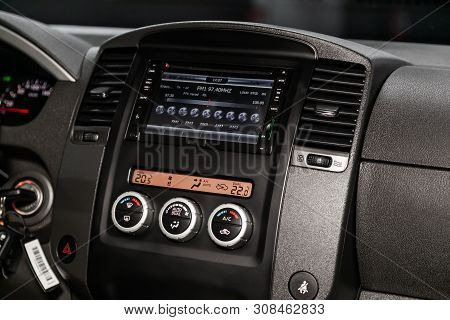 Novosibirsk, Russia - June 22, 2019:  Nissan Pathfinder, Close-up Of The Dashboard, Adjustment Of Th