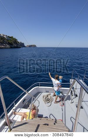 Passengers Tourboat Tropical Sea