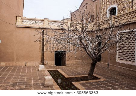 Khan-e Ameriha Historic House In Kashan, Iran