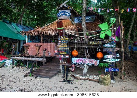 Railay. Thailand - September 5: Bar And Coffee Shop On September 5, 2013 In Railay, Thailand.railay 