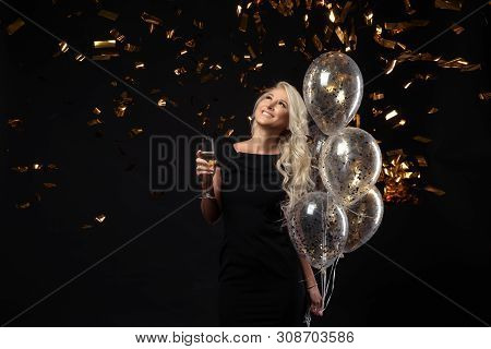 Brightfull Expressions Of Happy Emotions Of Amazing Girl Celebrating Party On Black Background. Luxu