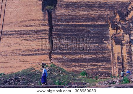 Mingun-myanmar, January 20, 2019 : Unidentified Tourists Come To Visit And Take Photographys At The