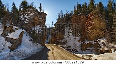 Russia. Mountain Altai. Roads Aktash-ulagan In The Area Of The Gorge 