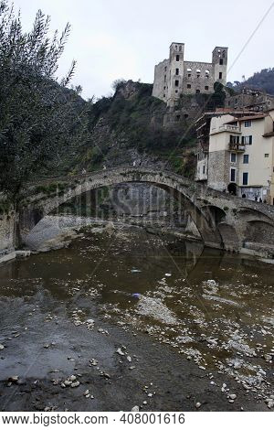 Dolceacqua (im), Italy - December 19, 2017: View Of Dolceacqua Village With The Doria Castle, Imperi
