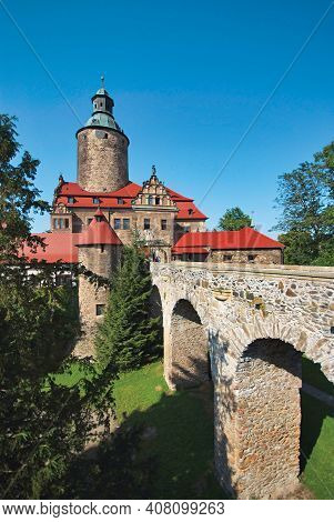 Czocha Castle In Lesna, Poland. Defensive Castle Was Built On Gneiss Rock, And Its Oldest Part Is Th