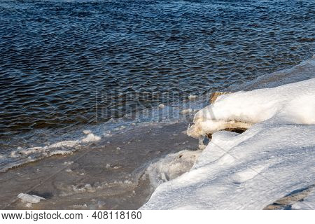 The Piasnca River During Winter In Northern Poland. Debki, Poland