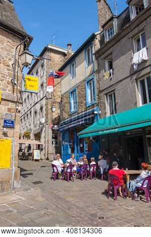 Saint-brieuc, France - August 24, 2019: Residents Of The City And Tourists Relax In Cafe And On Terr