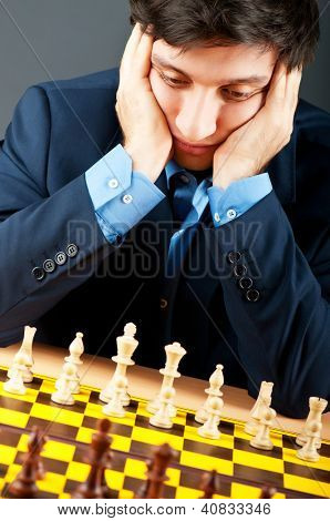 FIDE แกรนด์มาสเตอร์ Vugar Gashimov (อันดับโลก - 12) จากอาเซอร์ไบจาน