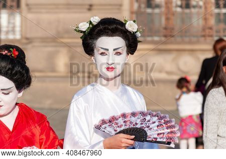 Timisoara, Romania - March 31, 2017: Geisha, Woman In Traditional Japanese Kimono At The Checkart Ca
