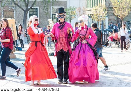 Timisoara, Romania - March 31, 2017: People Dressed In Vintage Victorian Clothes At The Checkart Car
