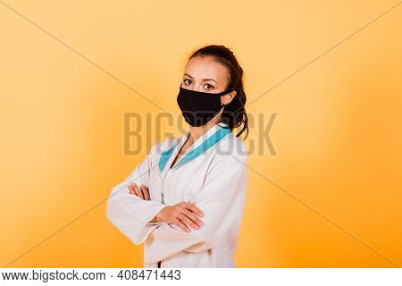 African-american Doctor Woman, Mask, Stethoskope, Robe, Vaccine