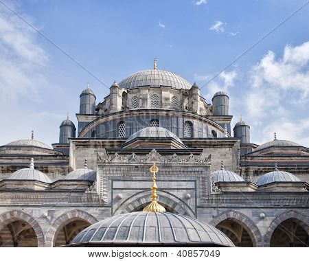 Beyaz? t Camii Moschea