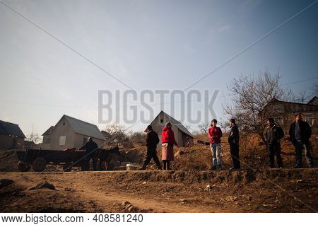 Serednie, Ukraine - March 09, 2011: Everyday Gathering At The Centre Of Romani Settlement