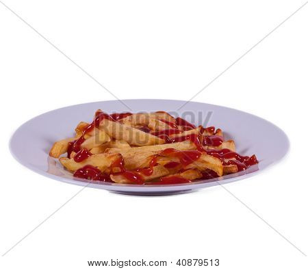 En plade af Chips/frites med tomat Sauce