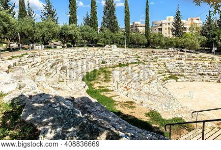 Karmiel, Israel - April 11,2019 : Amphitheater In Galil Or Quarries Park At At The Town- On Of The B