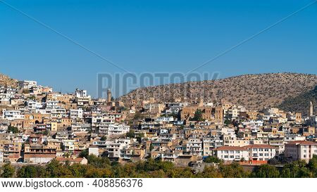 Savur, Mardin, Turkey - January 2020: Town Of Savur Skyline With Old Stone Houses On A Hill