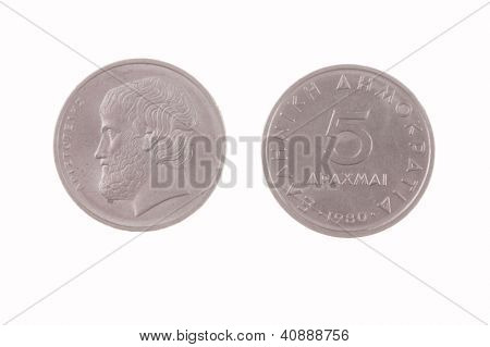 Moneda griega 10 dracmas aislado sobre un fondo blanco