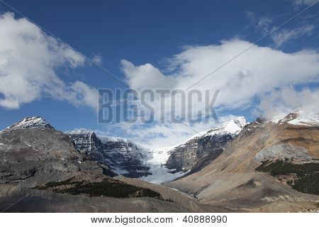 Snow Dome montagna dal ghiacciaio Athabasca - parco nazionale Jasper