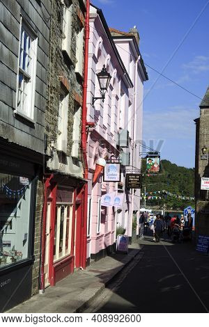 Fowey (england), Uk - August 19, 2015: Fowey Village, Cornwall, England, United Kingdom.