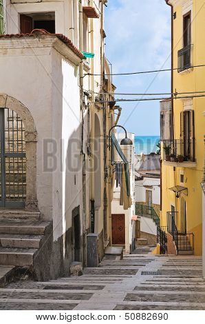 Alleyway. Rodi Garganico. Puglia. Italy.
