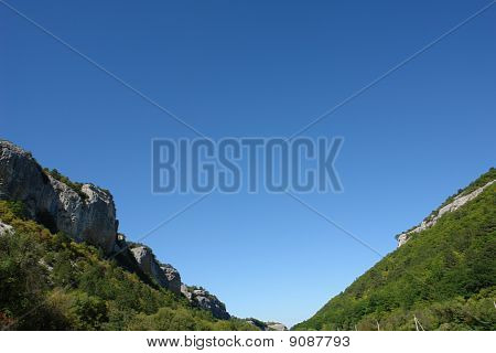 Valle di montagna