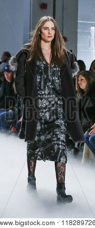 Nicole Miller Fw 2106
