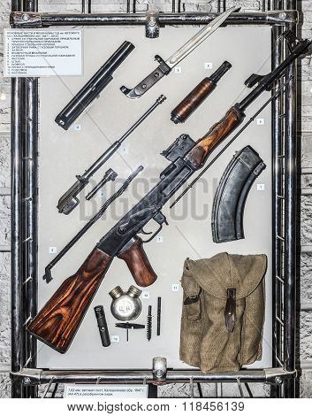 Main Parts And Mechanisms 7.62 Mm Kalashnikov Machine