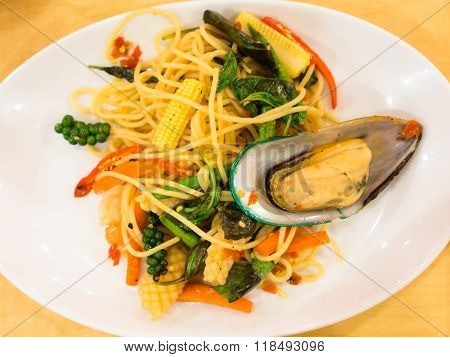 Spaghetti spicy stir