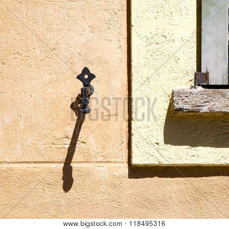Jerago Window  Wood Venetian Blind  Concrete