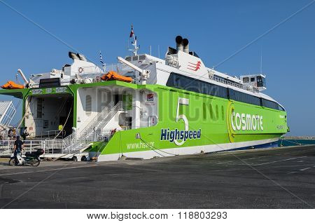 HERAKLION, CRETE, GREECE - AUGUST 12, 2015: HighSpeed 5 ferry is loading at the port of Herklion.