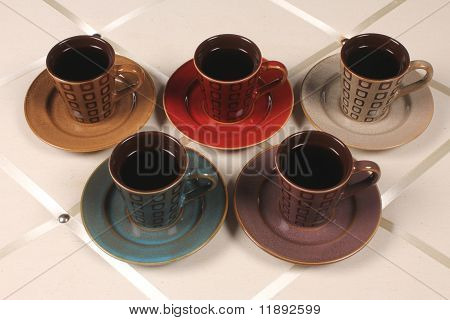Pięć filiżanek Espresso kolorowy