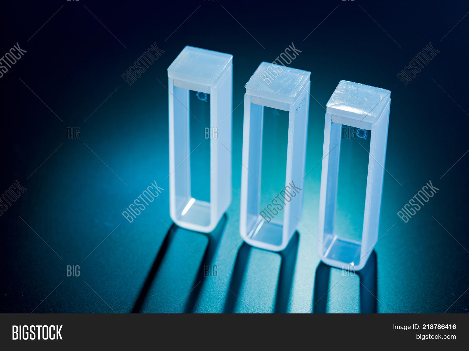 Quartz Cuvettes Image & Photo (Free Trial) Bigstock