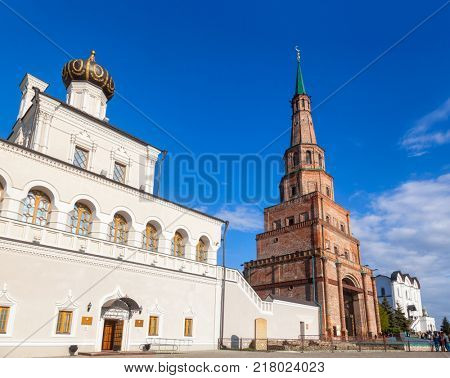 Kazan Kreml House church and leaning Soyembika Tower (Khan's Mosque). Soyembika Tower is the most familiar landmark and architectural symbol of Kazan city