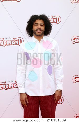 LOS ANGELES - DEC 10:  Daveed Diggs at the 