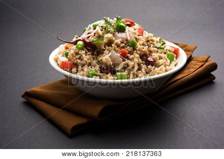 Masala Oats Upma is a healthy breakfast menu from India