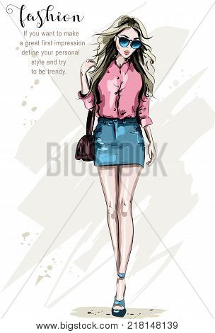 Fashion model posing. Hand drawn stylish woman in fashion clothes. Beautiful young woman with bag. Cute girl in sunglasses. Sketch.